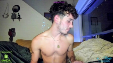 Andrewxtyler  15-09-2021 video play dildo